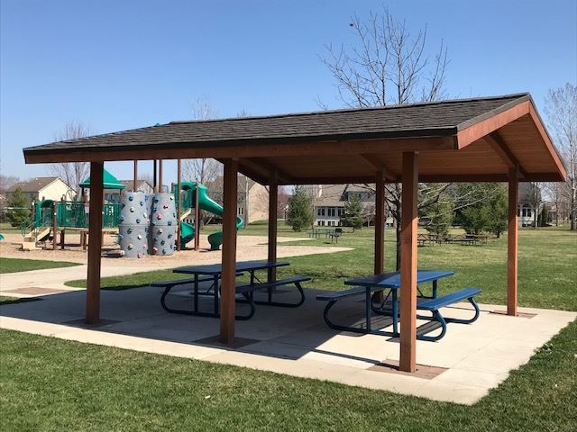 Hallbrook shelter (2)